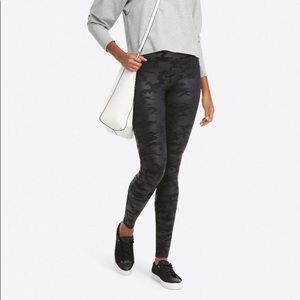 SPANX Faux Leather Camo Leggings M